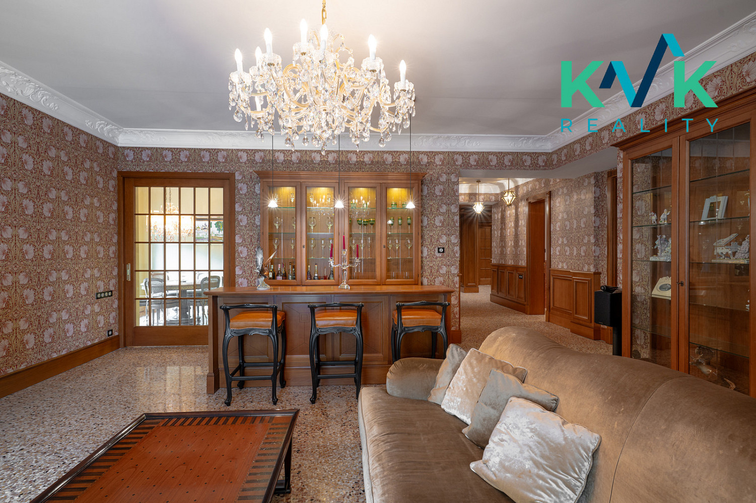 Prodej bytu 6+kk 252 m² – fotografie 3
