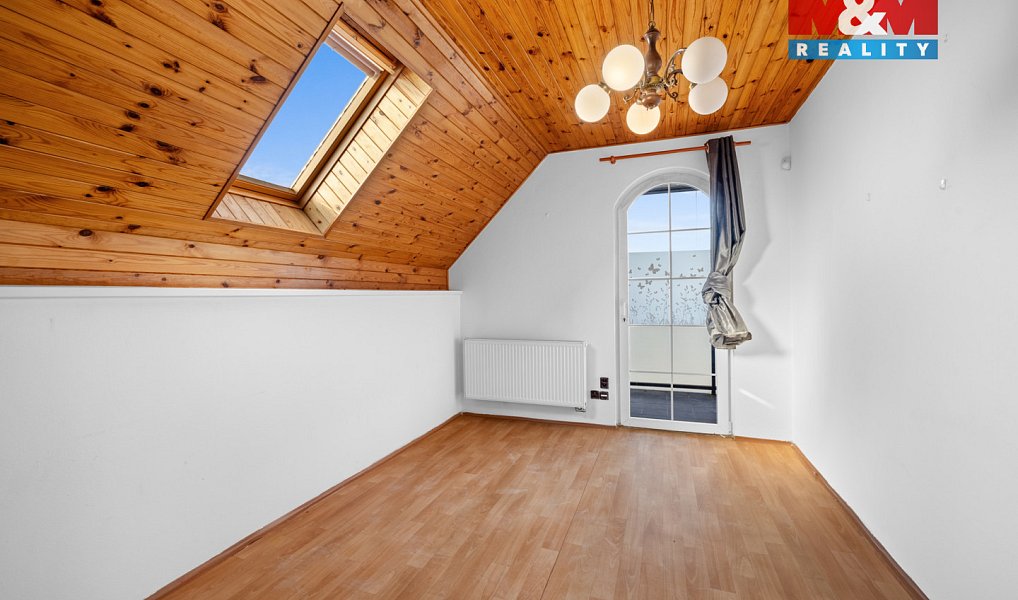 Prodej domu 280 m² s pozemkem 1 065 m², Vodochody – náhled fotky 5