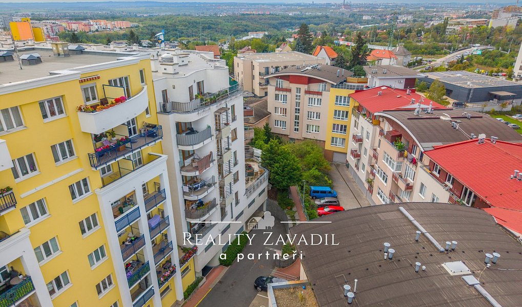 Prodej garážového stání 13 m2, Praha - Kyje, Praha – náhled fotky 16
