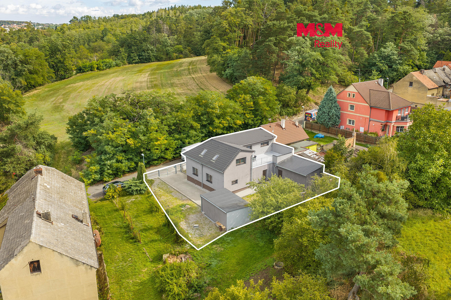 Prodej domu 174 m² s pozemkem 619 m²