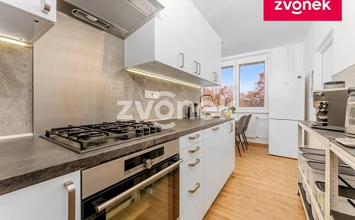 Prodej bytu 3+1 76 m², Kúty, Zlín