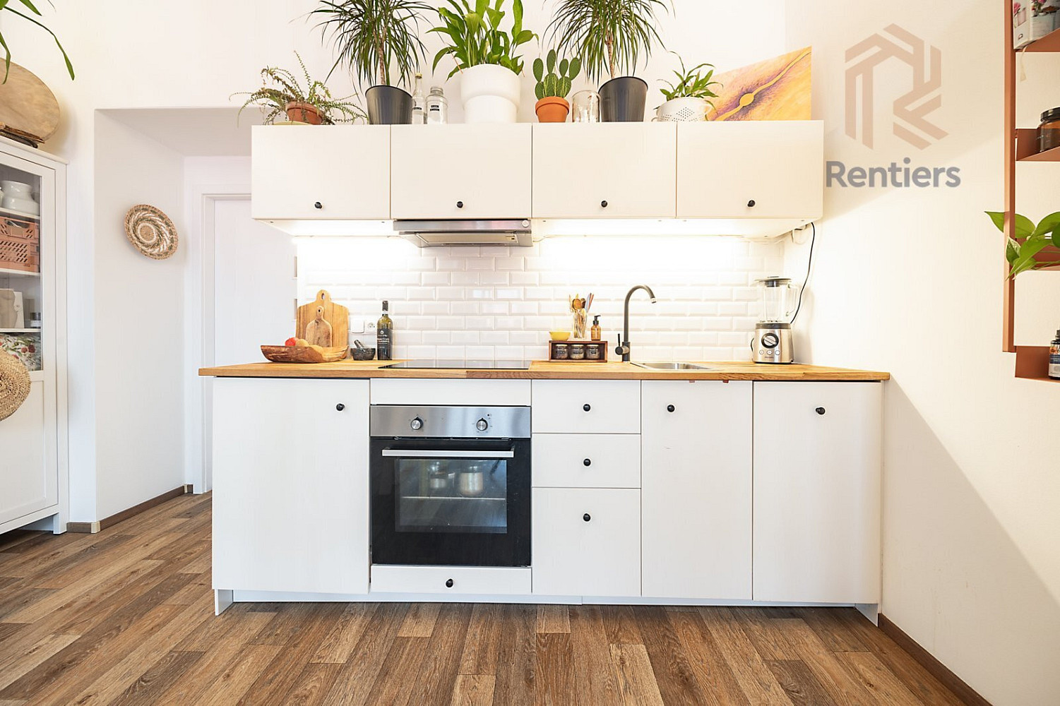 Pronájem bytu 1+kk 32 m²