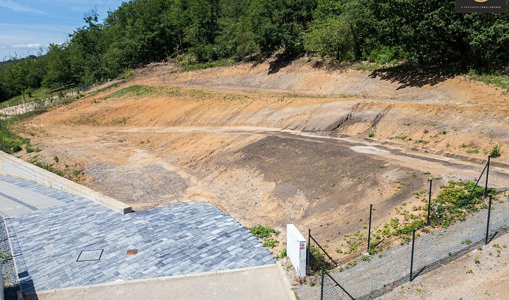 Prodej domu 570 m² s pozemkem 2 762 m², Králův Dvůr – náhled fotky 20