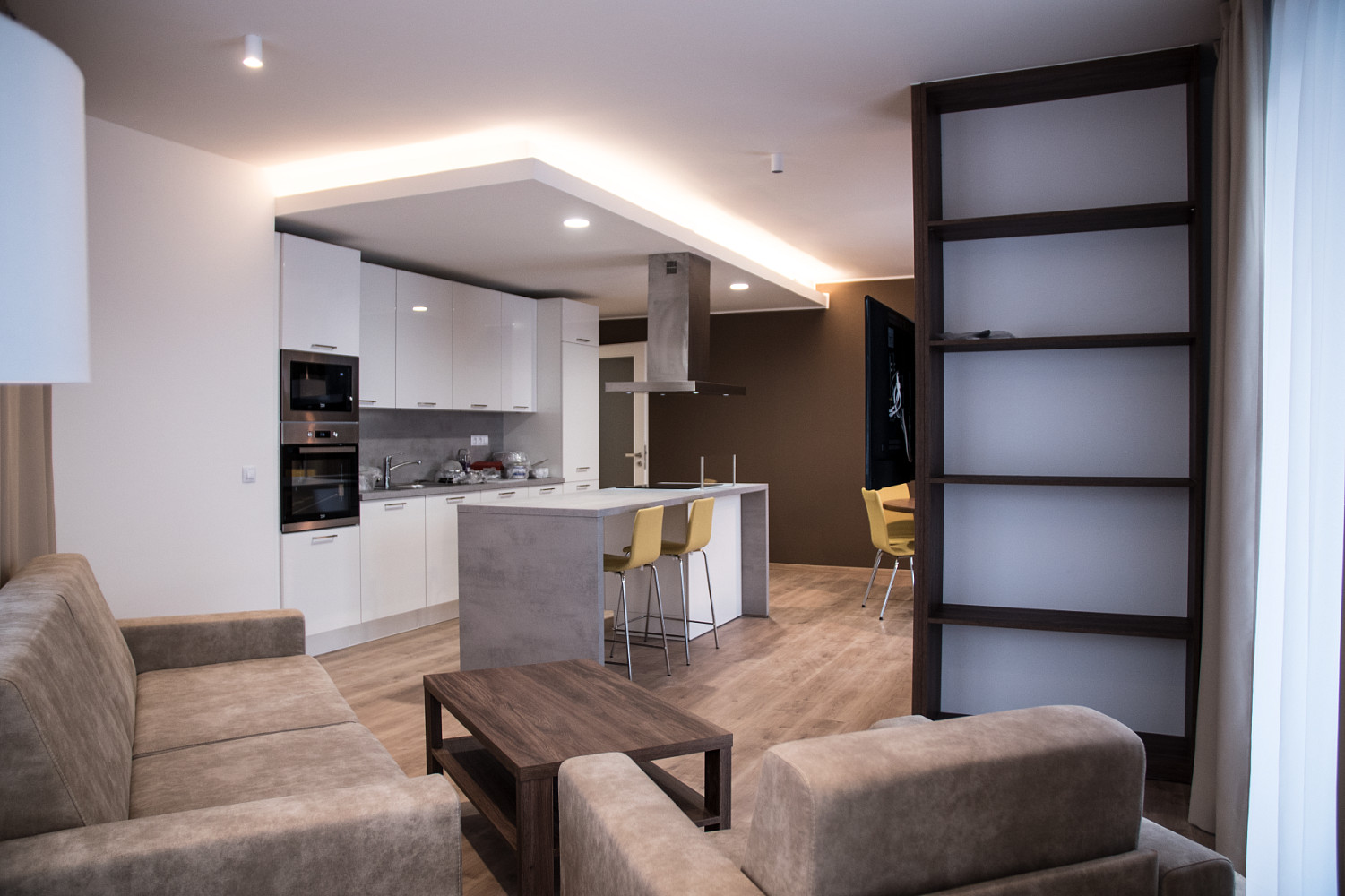 Pronájem bytu 3+kk 90 m² — photo 2