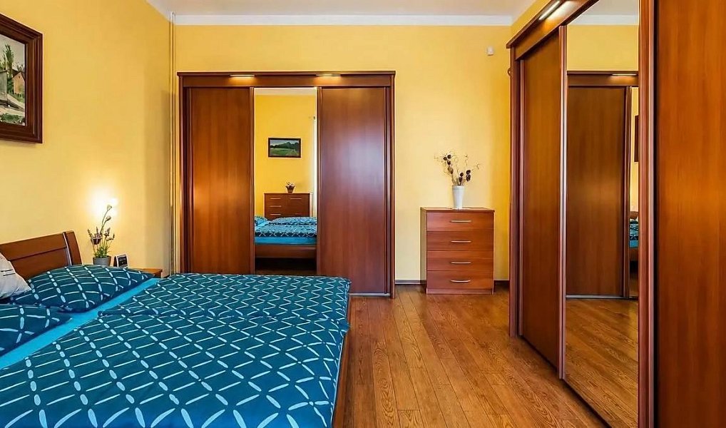 Pronájem domu 1 300 m² s pozemkem 1 022 m², Praha – náhled fotky 13