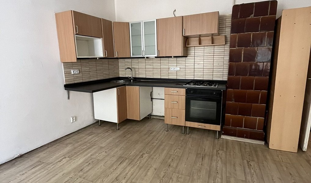 Prodej bytu 2+kk 47 m², Karlovy Vary – náhled fotky 2