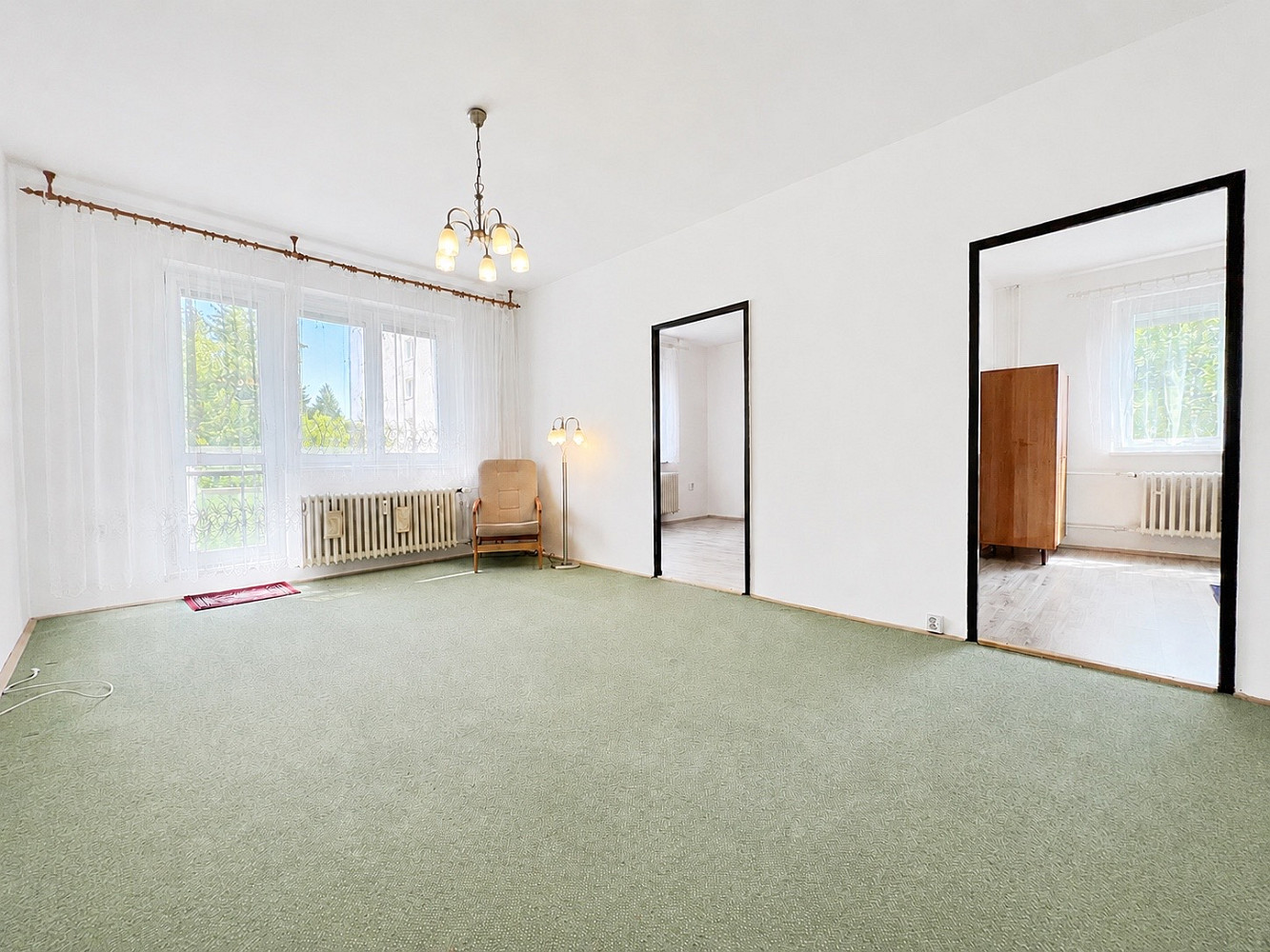 Pronájem bytu 3+1 61 m² – fotografie 3