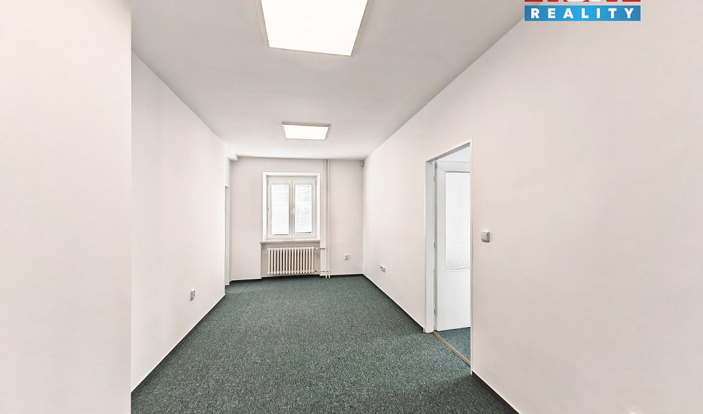 Pronájem kanceláře 77 m², Hradec Králové – náhled fotky 11