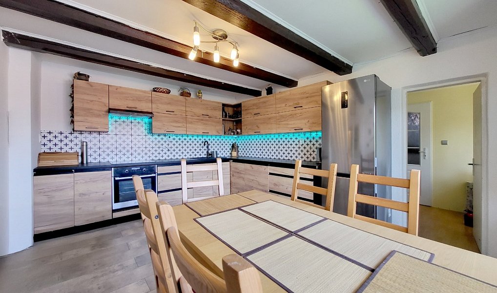 Prodej domu 105 m² s pozemkem 2 023 m², Kožušice – náhled fotky 2