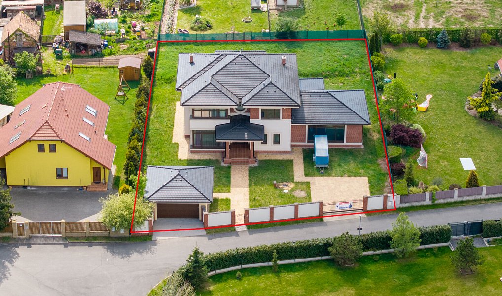 Prodej domu 363 m² s pozemkem 1 608 m², Jesenice – náhled fotky 35