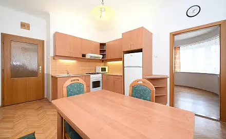 Pronájem bytu 1+1 42 m²