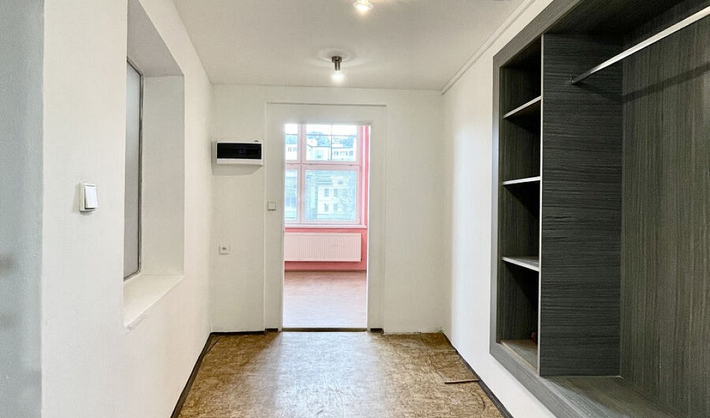 Pronájem obchodních prostor 25 m², Železný Brod – náhled fotky 2