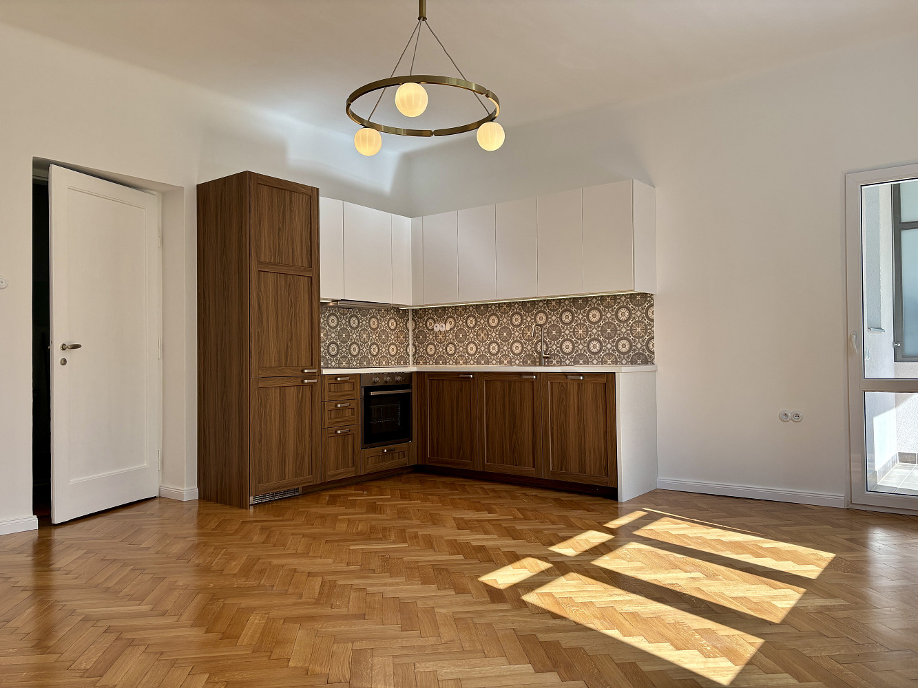 Pronájem bytu 2+kk 60 m² — photo 2