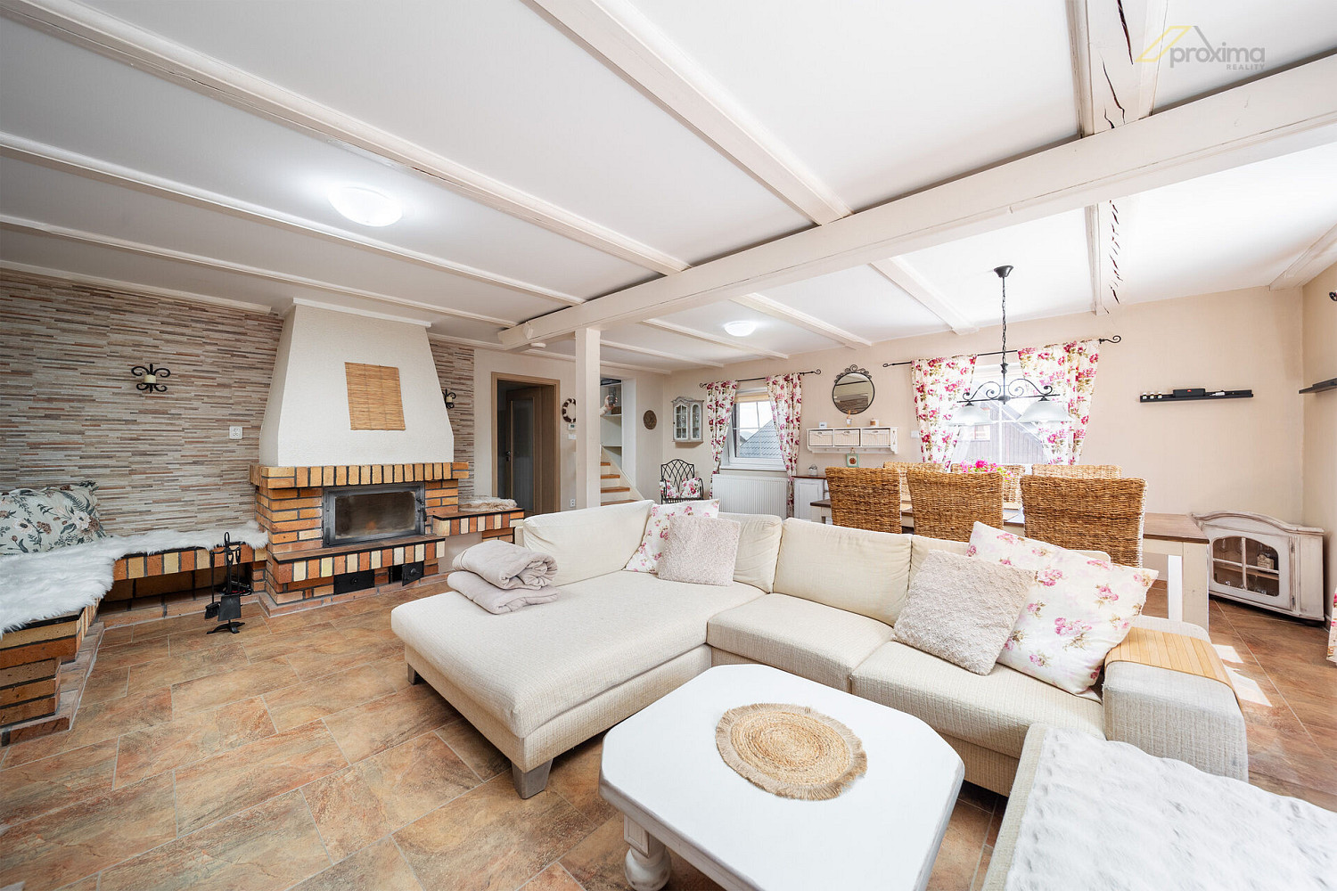 Prodej domu 323 m² s pozemkem 814 m² – fotografie 5