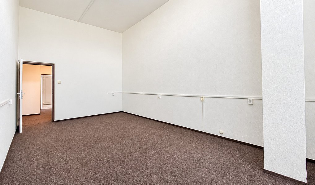 Pronájem kanceláře 48 m², Ostrava – náhled fotky 4