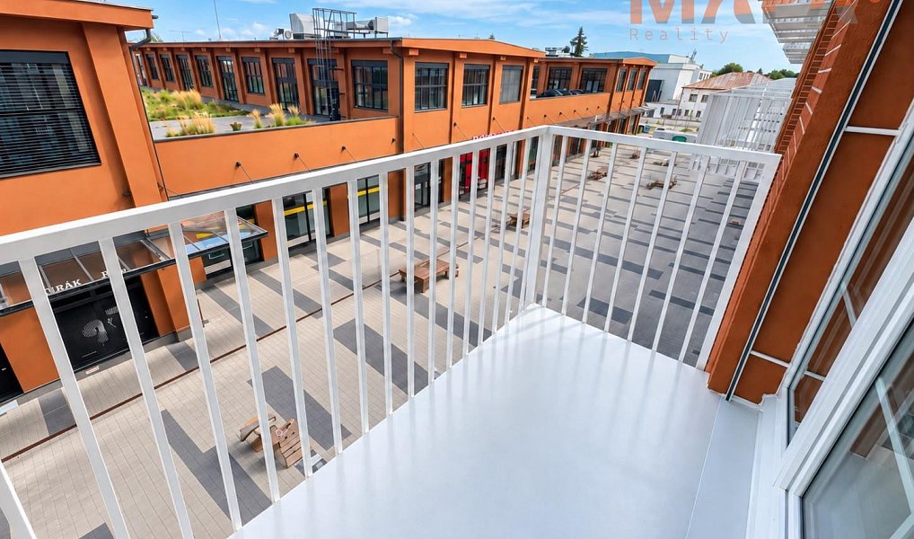 Prodej bytu 1+kk 27 m², Praha – náhled fotky 14