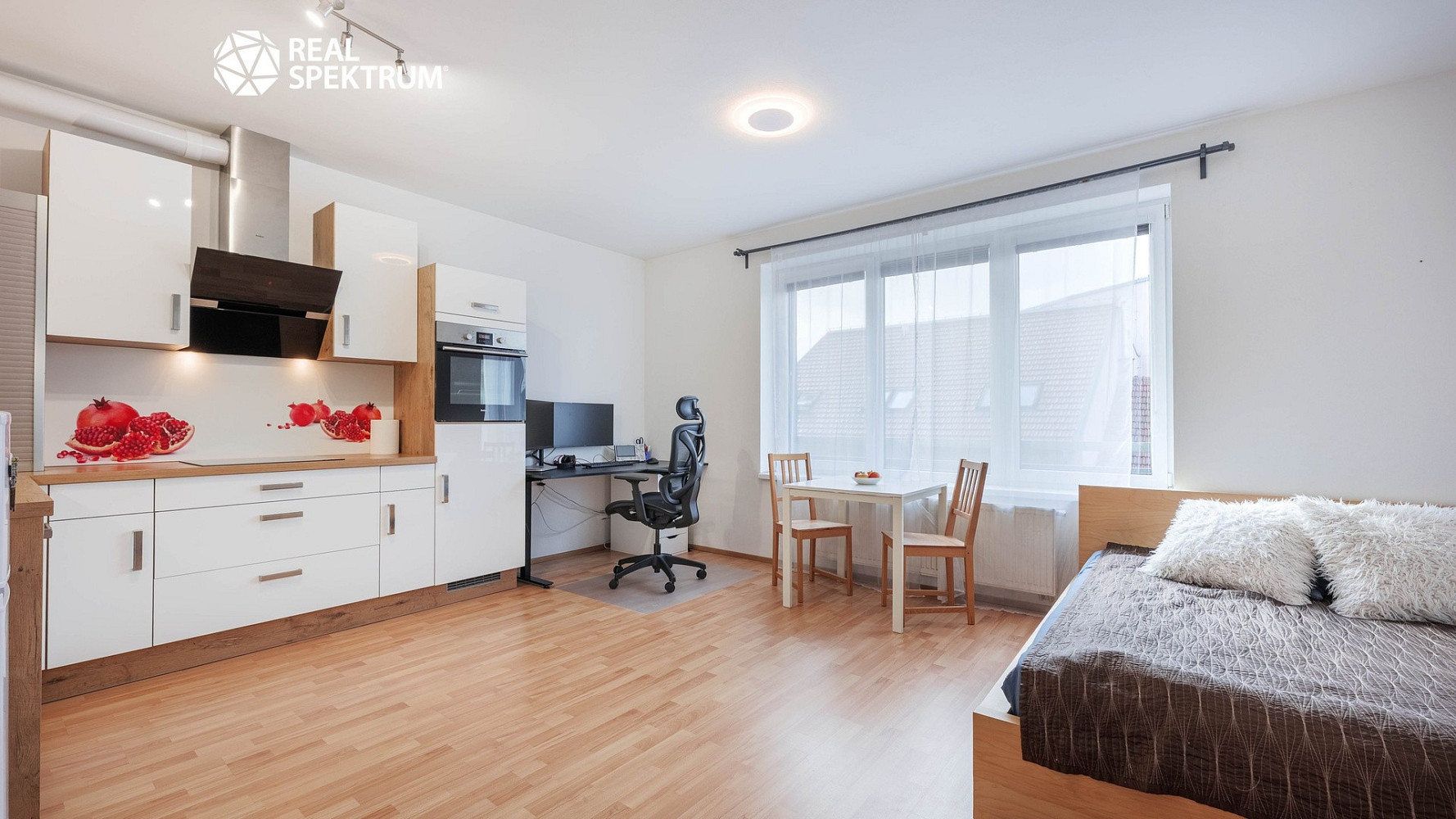 Prodej bytu 1+kk 34 m² – fotografie 2