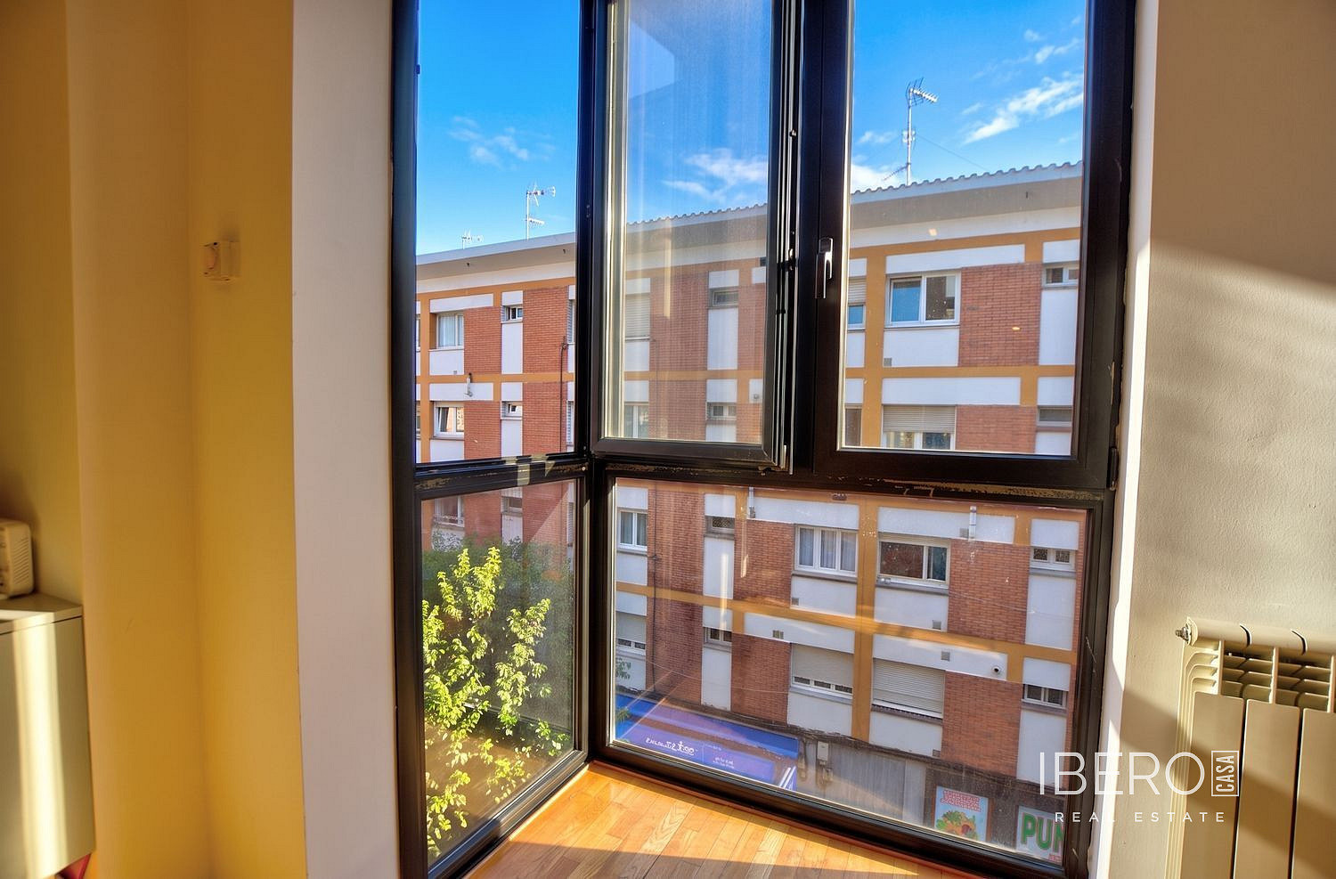 Piso 2+kk – Gijón / Xixón, El Llano - Más