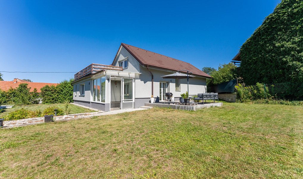 Prodej domu 162 m² s pozemkem 735 m², Horní Kruty – náhled fotky 5