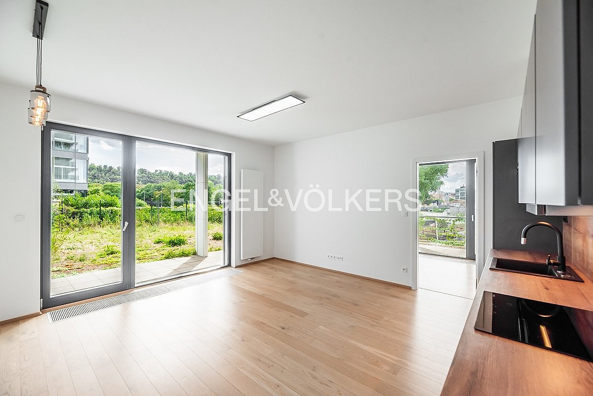 Pronájem bytu 2+kk 59 m²