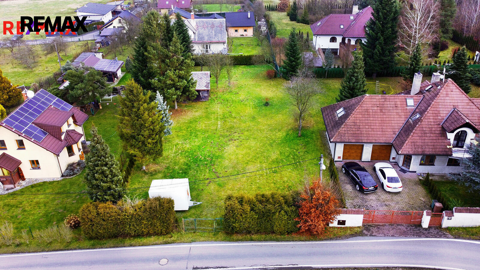 Prodej stavebního pozemku 1 237 m² — photo 2