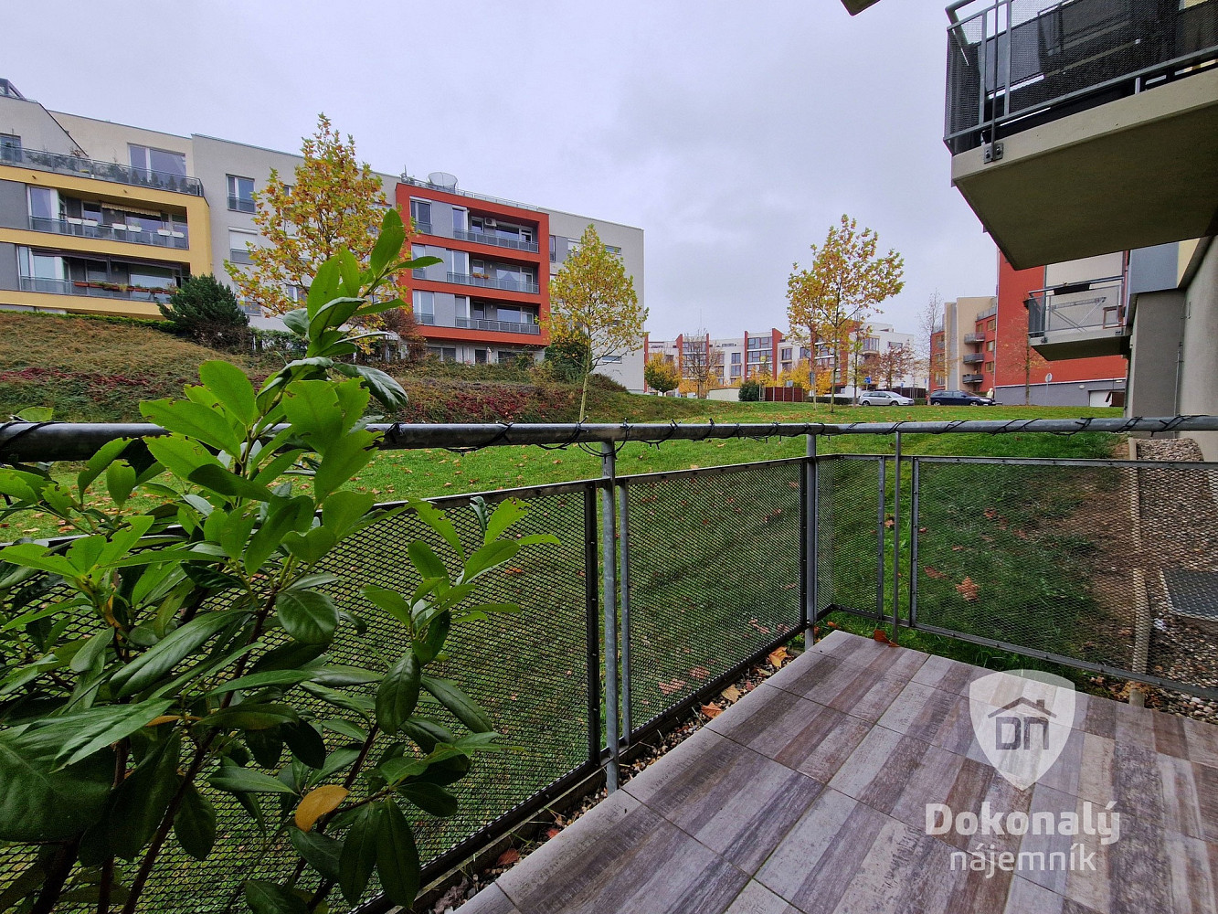 Pronájem bytu 2+kk 61 m² – fotografie 3