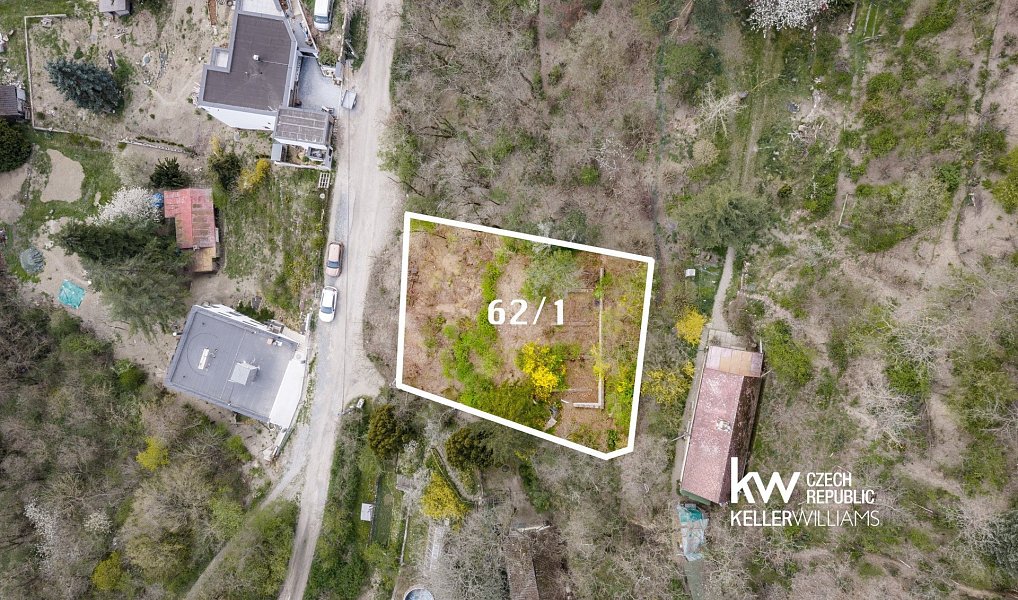 Prodej stavebního pozemku 566 m², Černošice – náhled fotky 2