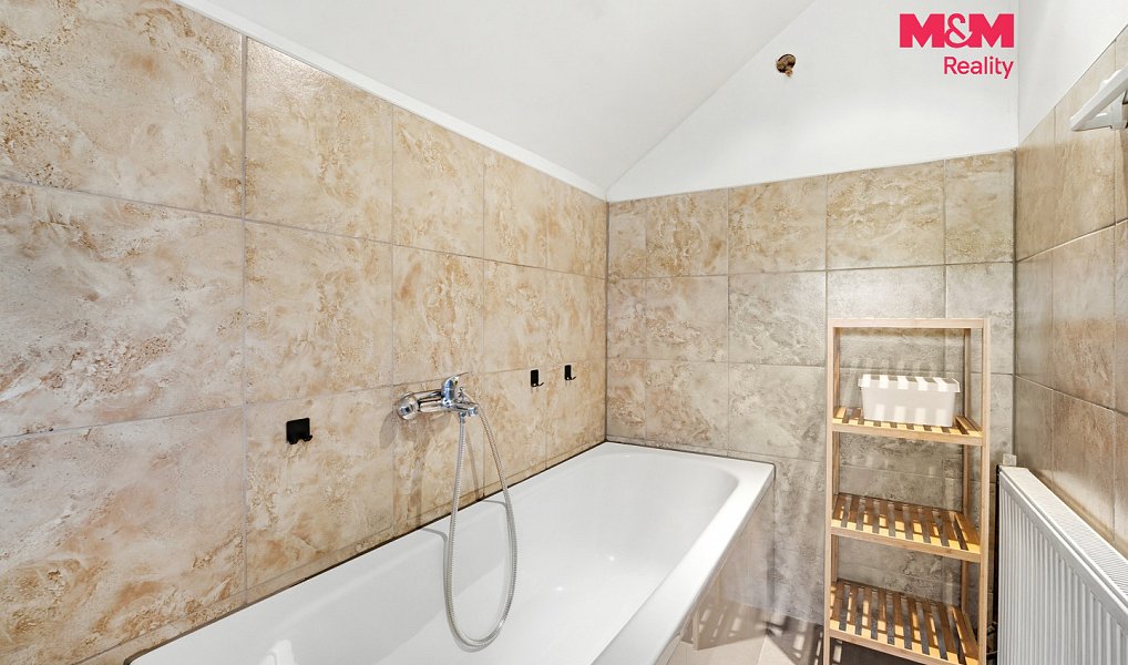 Prodej domu 313 m² s pozemkem 457 m², Železný Brod – náhled fotky 18