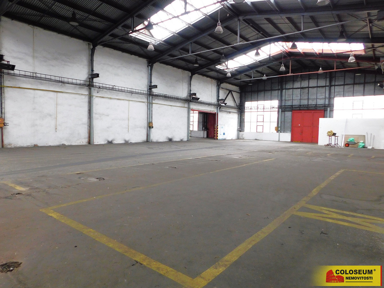 Pronájem skladovacích prostor 800 m² – fotografie 5