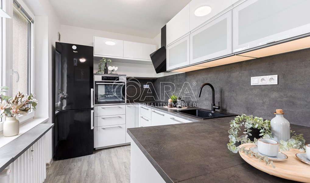 Prodej bytu 2+1 88 m², Praha – náhled fotky 7