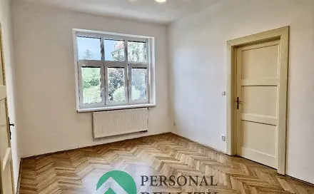 Pronájem bytu 3+1 91 m², Husova, Benešov