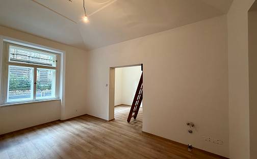 Prodej bytu 2+kk 37 m², Sokolská, Praha 2 - Nové Město
