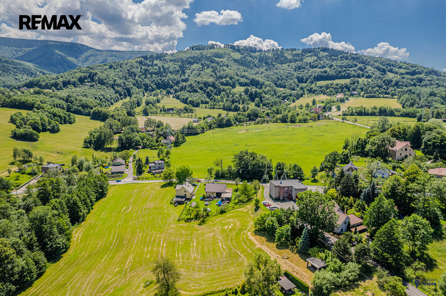 Prodej stavebního pozemku 1 178 m²