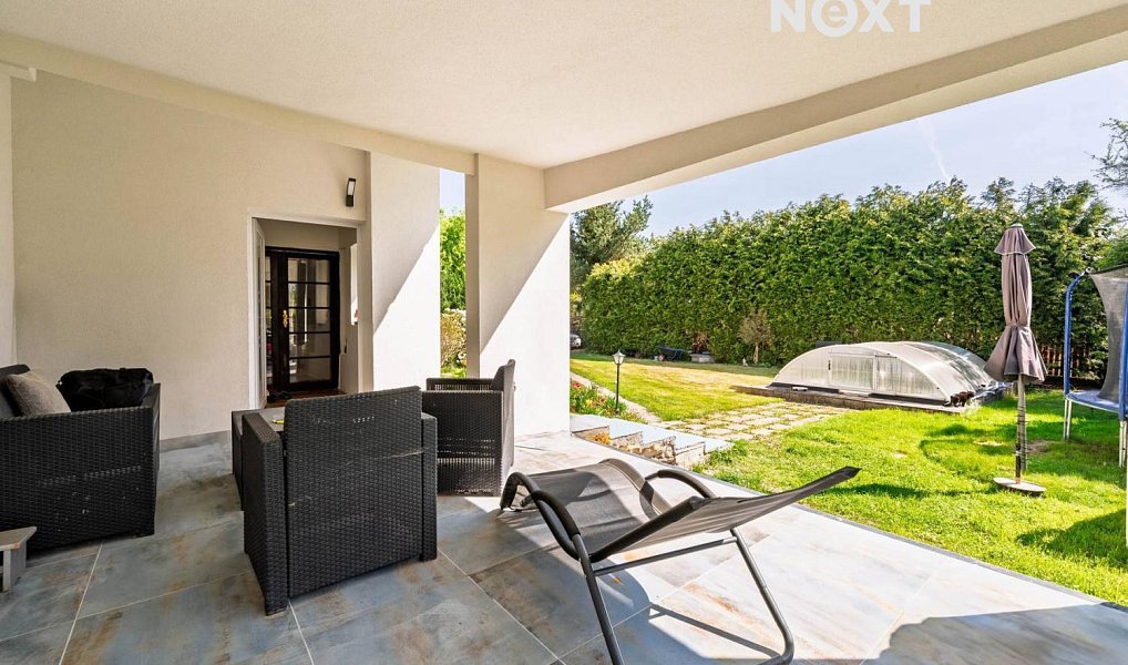 Prodej domu 230 m² s pozemkem 1 203 m², Zvole – náhled fotky 16