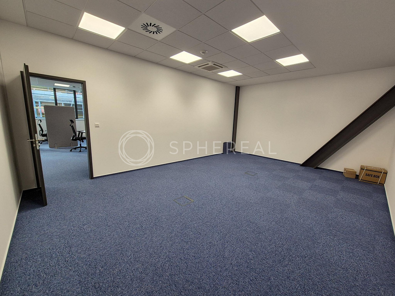 Pronájem kanceláře 350 m² — photo 5