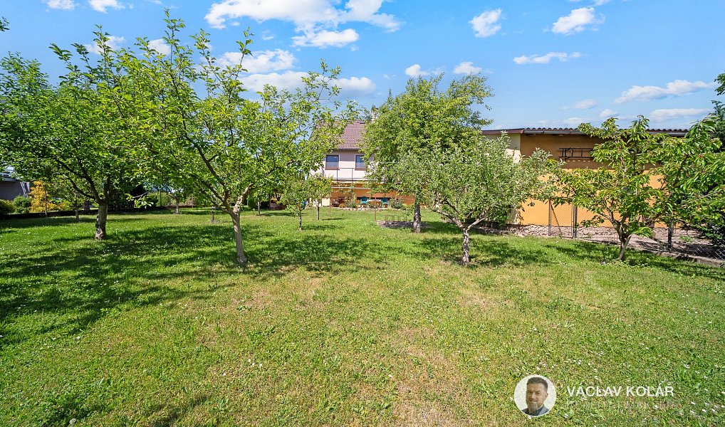 Prodej domu 310 m², Třebnouševes – náhled fotky 10