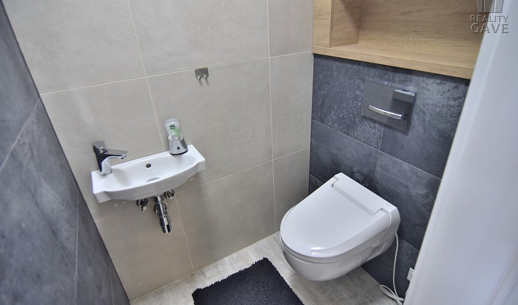 Prodej domu 134 m² s pozemkem 747 m², Krupka – náhled fotky 18