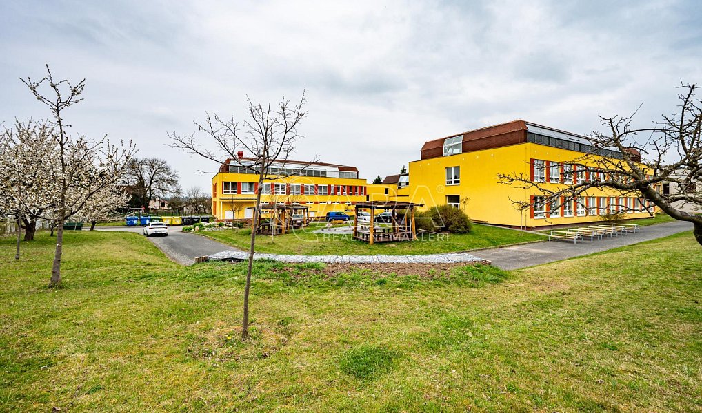 Prodej domu 120 m² s pozemkem 483 m², Štěnovice – náhled fotky 27