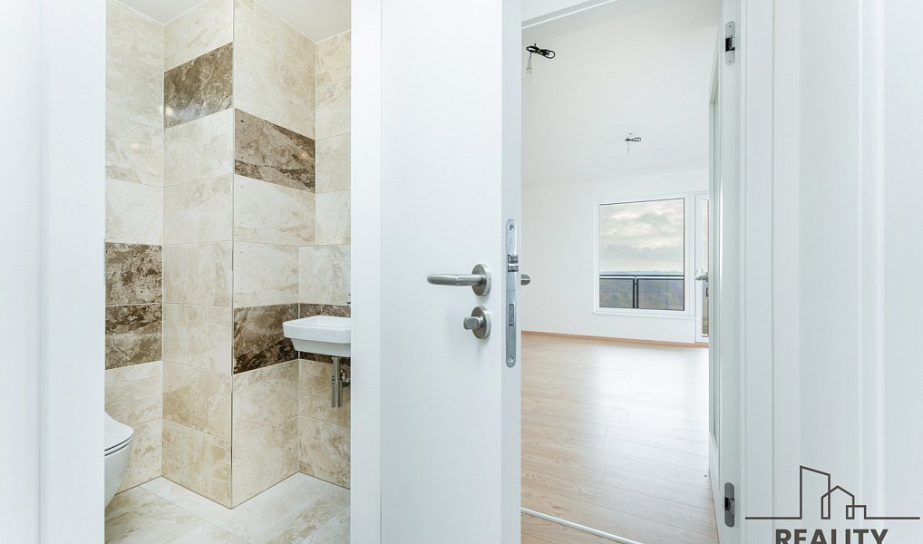 Prodej bytu 4+kk 85 m², Praha – náhled fotky 20