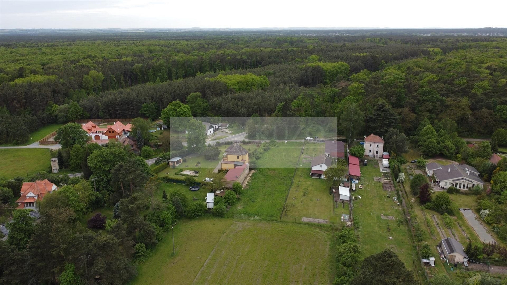 Prodej stavebního pozemku 1 609 m² – fotografie 2