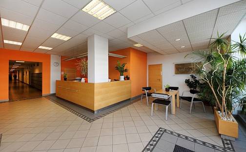 Pronájem kanceláře 148 m², Počernická, Praha 10 - Strašnice