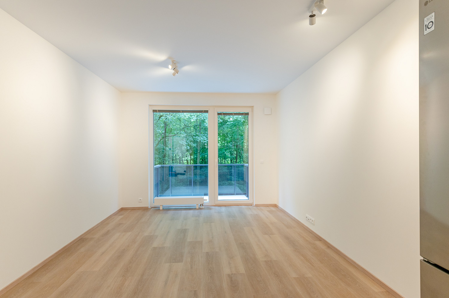 Pronájem kanceláře 53 m² — photo 2