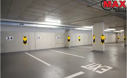Pronájem garážového stání 10 m2, Praha - Hloubětín, Lehovecká, Praha 9 - Hloubětín