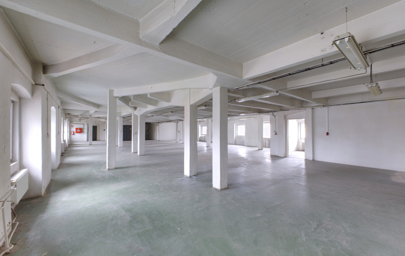 Pronájem skladovacích prostor 720 m² — photo 2