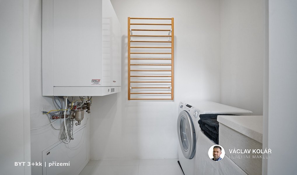 Prodej domu 338 m² s pozemkem 816 m², Horoušany – náhled fotky 15