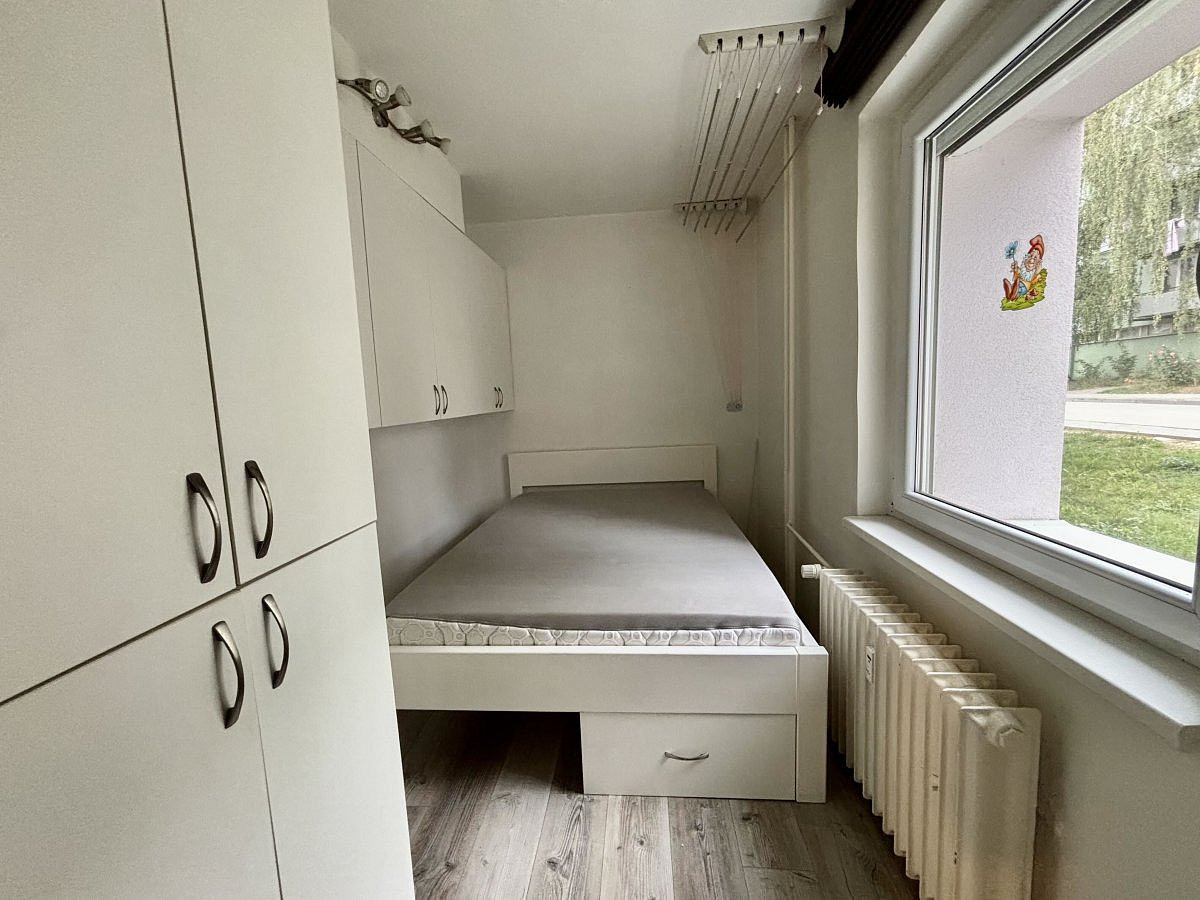 Pronájem bytu 2+kk 37 m² – fotografie 3