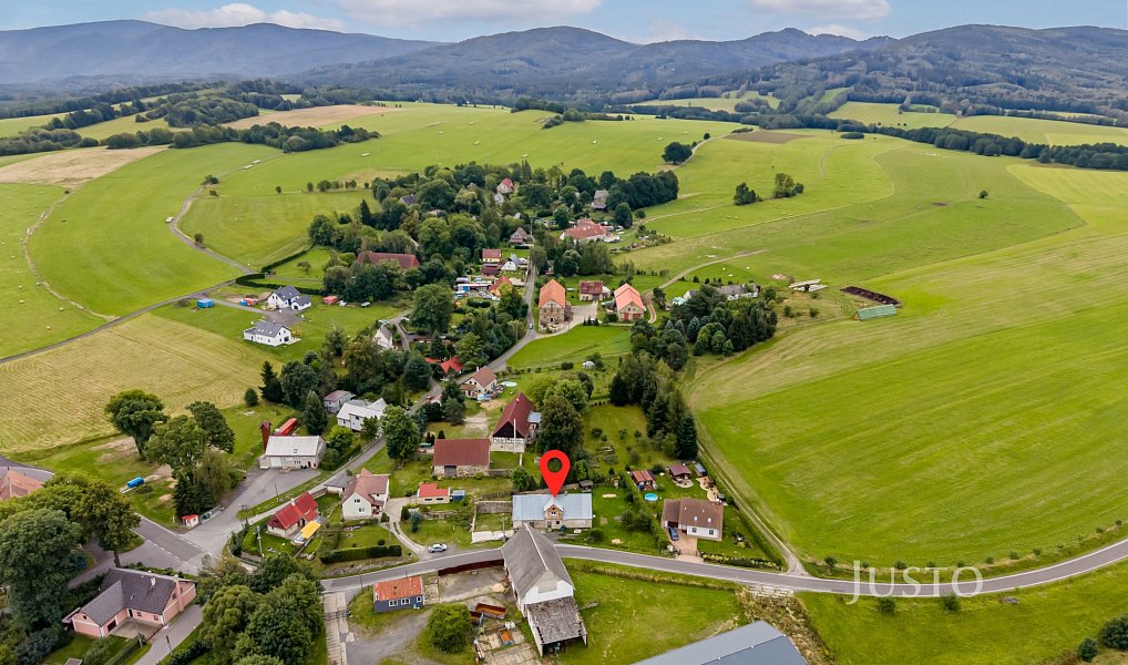 Prodej domu 230 m² s pozemkem 906 m², Frýdlant – náhled fotky 31