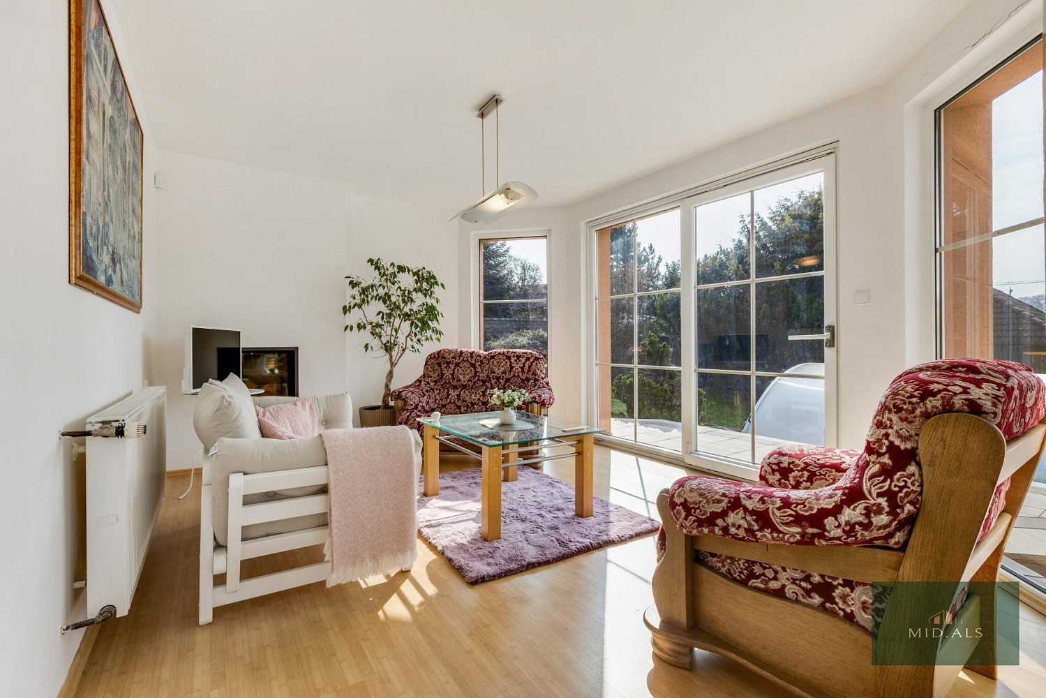 Prodej domu 273 m² s pozemkem 1 262 m² — photo 2