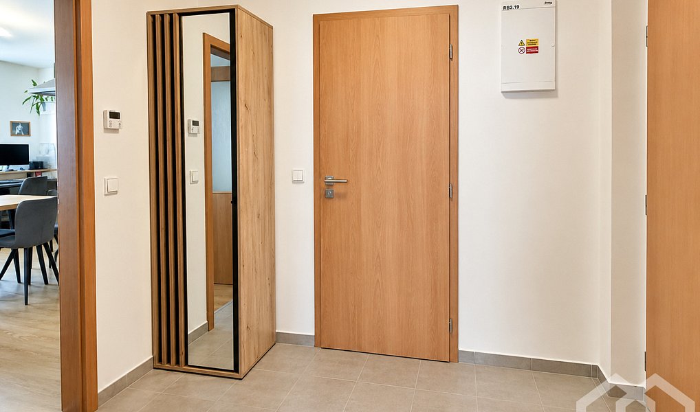 Prodej bytu 2+kk 56 m², Chýně – náhled fotky 11