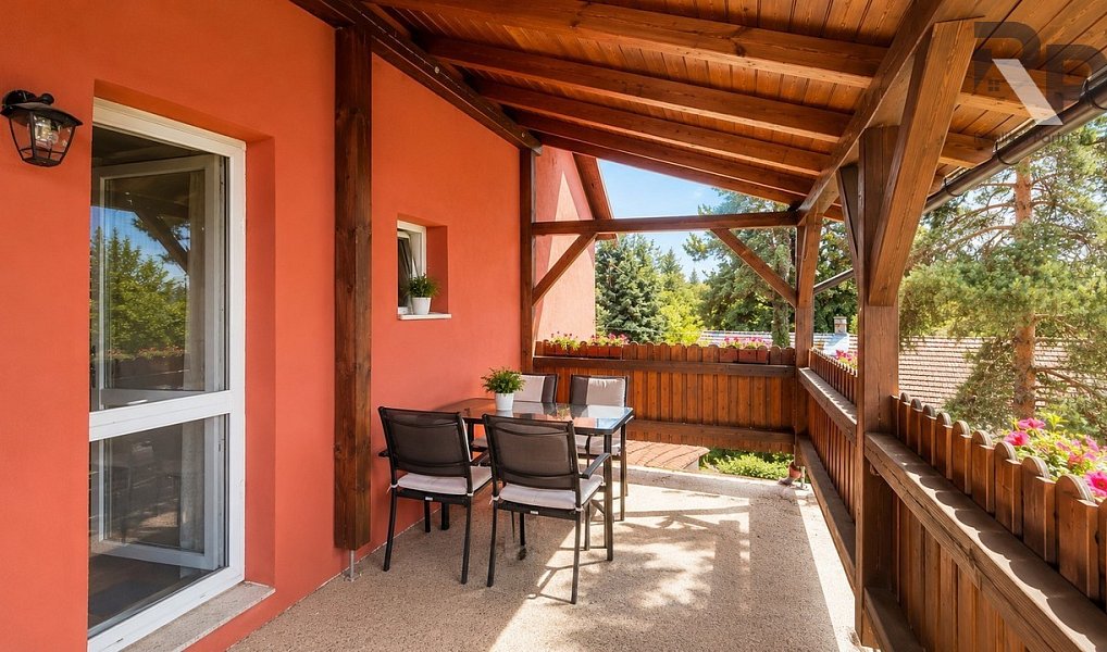 Prodej domu 319 m² s pozemkem 1 006 m², Dobronín – náhled fotky 15